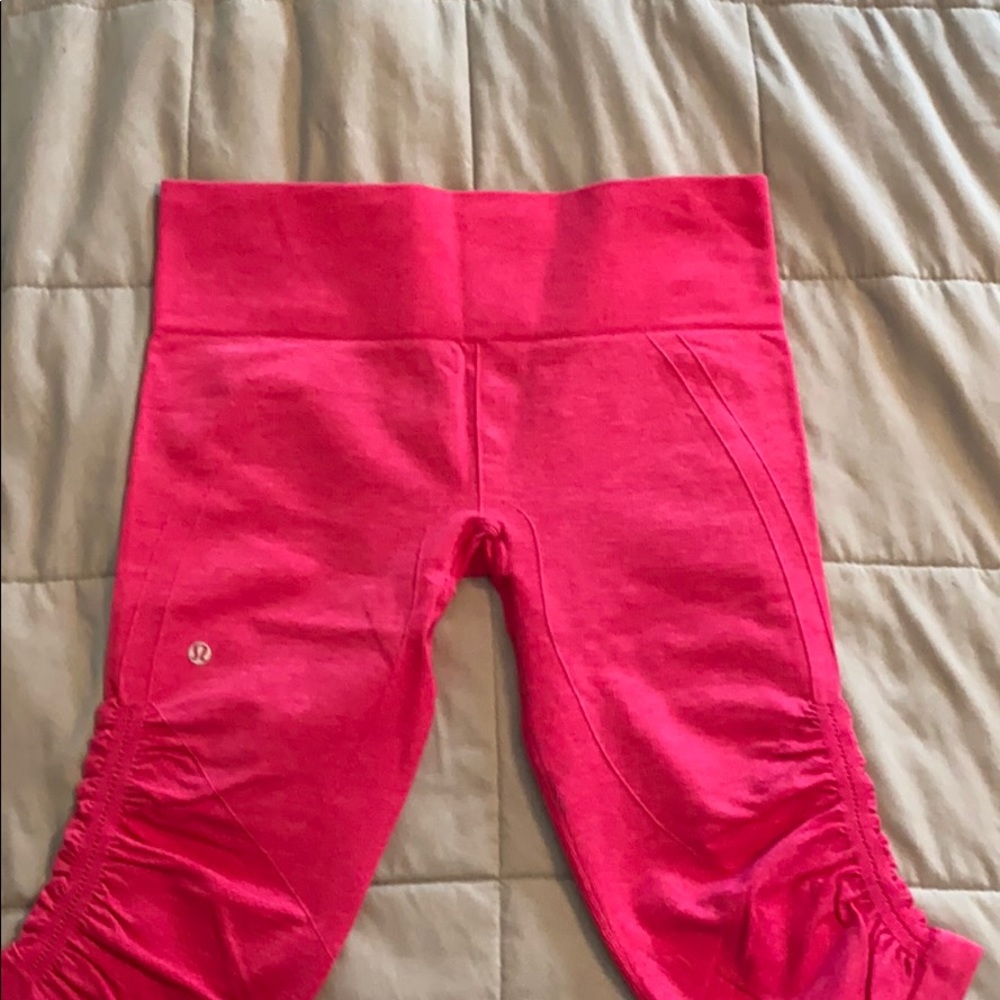 Lululemon crops